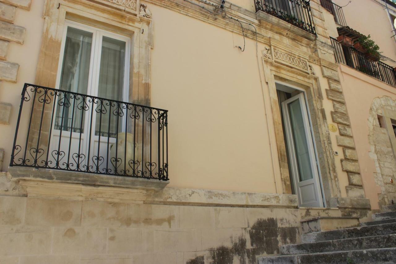 Baroni Giampiccolo Suite Ragusa Dış mekan fotoğraf