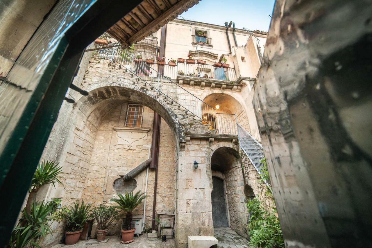 Baroni Giampiccolo Suite Ragusa Dış mekan fotoğraf